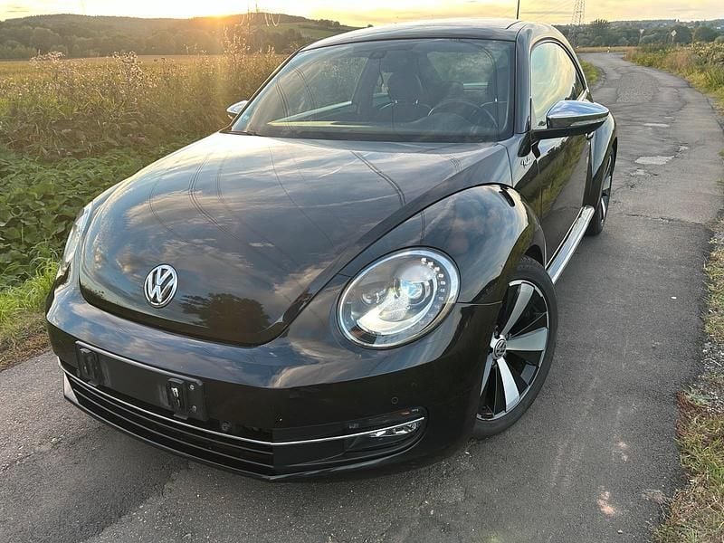 Schwarz Gebraucht 2013 VW Beetle Edition Coupé | 9.400 € (Fairer Preis) - Bild 1/4