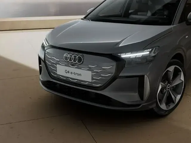 Neu Audi Q4 Sportback e-tron Performance 210 kW (286 PS) 2026 Grau SUV
