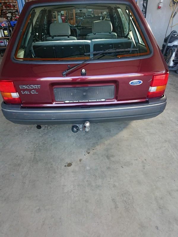 Occasion Ford Escort 75 ch (55 kW) 1989 Rouge Break