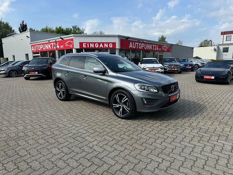 Gebraucht Volvo XC60 R-Design 150 PS (110 kW) 2016 Grau SUV