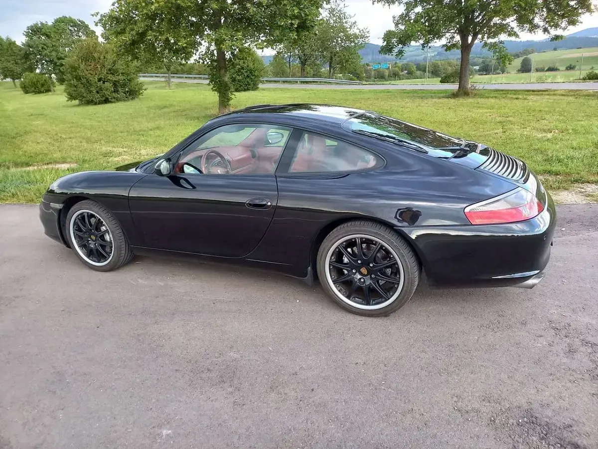 Gebraucht Porsche 911 Carrera 4 320 PS (235 kW) 2003 Schwarz Coupé