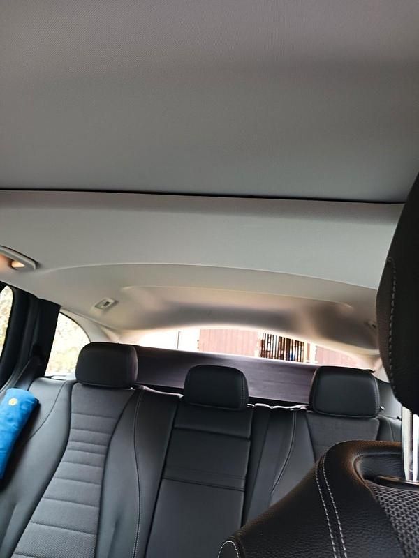 Grau Gebraucht 2018 Mercedes E220 Kombi | 22.999 € (Guter Preis) - Bild 1/4