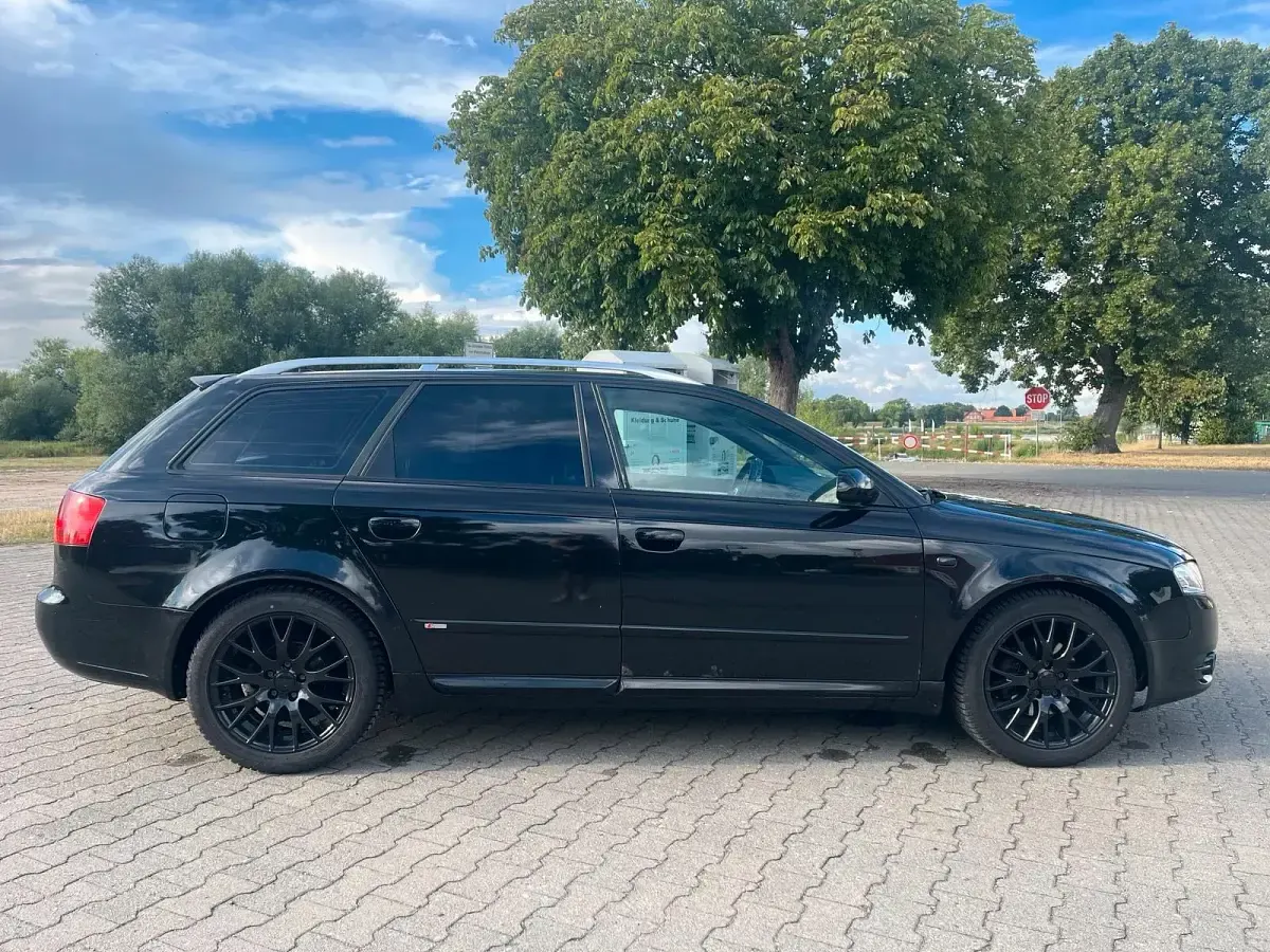 Gebraucht Audi A4 140 PS (102 kW) 2007 Schwarz Kombi