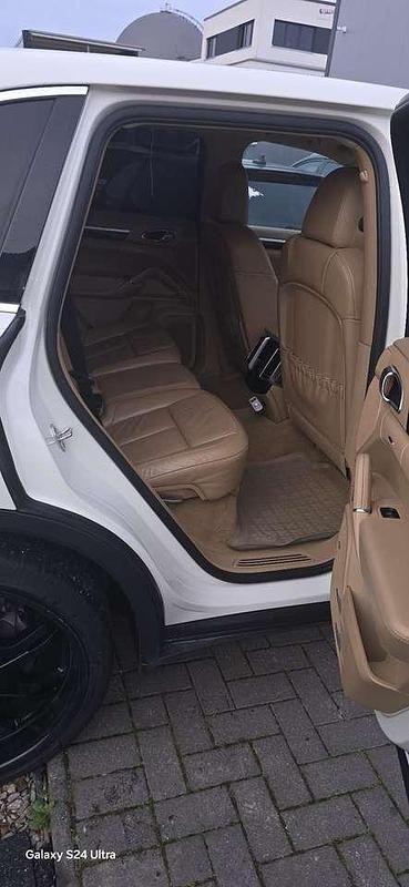 Gebraucht Porsche Cayenne 239 PS (175 kW) 2010 SUV