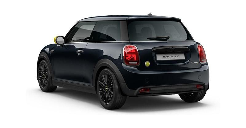 Gebraucht Mini Cooper SE 135 kW (184 PS) 2023 Schwarz Kleinwagen