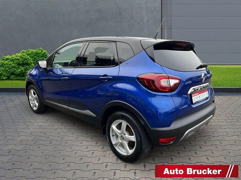 Gebraucht Renault Captur Version S 150 PS (110 kW) 2018 Blue rqh + black gne SUV