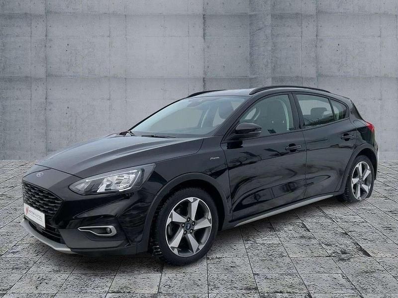 Używany Ford Focus Active 150 KM (110 kW) 2021 Czarny Sedan/Limuzyna