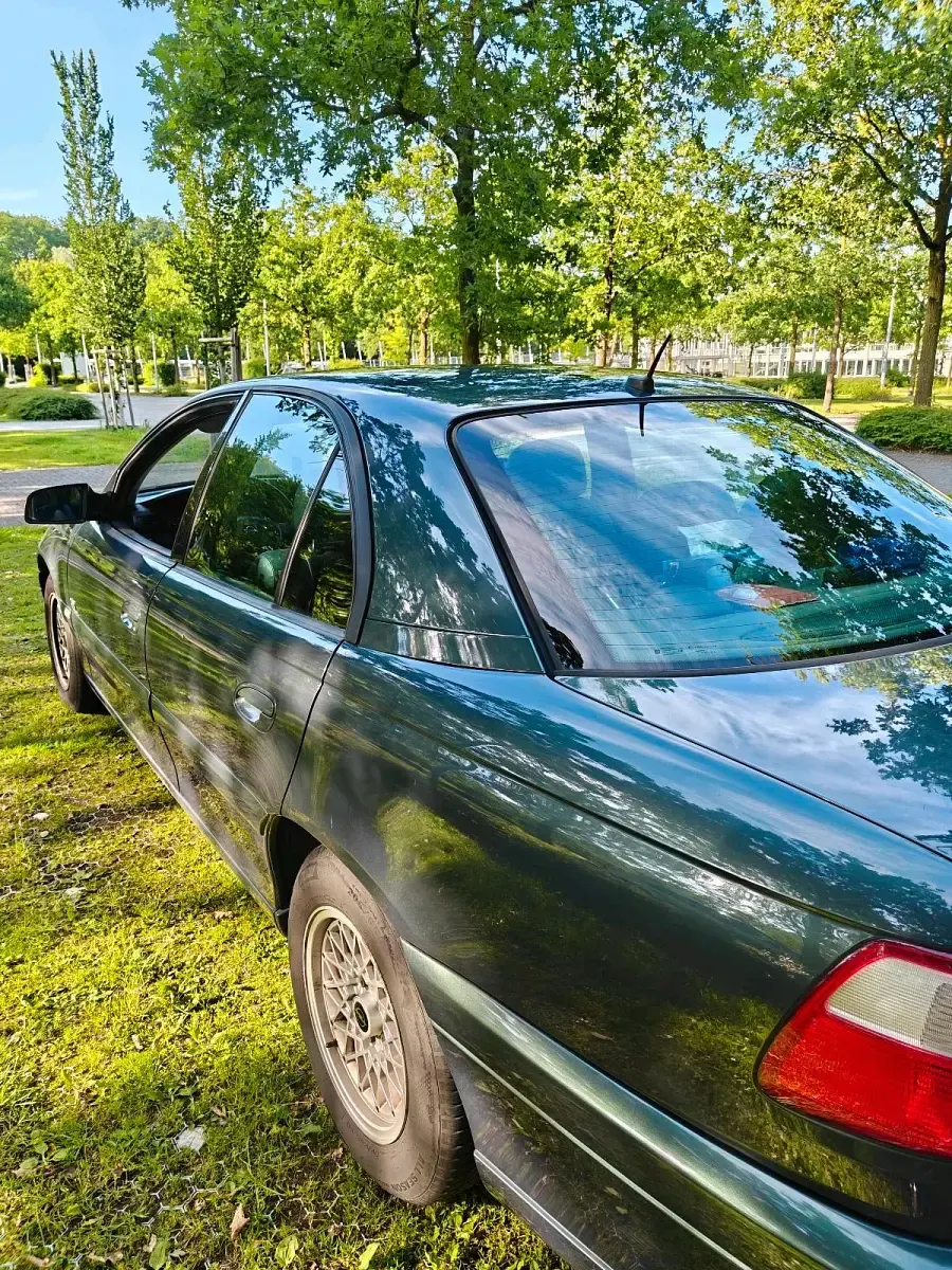 Gebraucht Opel Omega 144 PS (105 kW) 2002 Grün Limousine