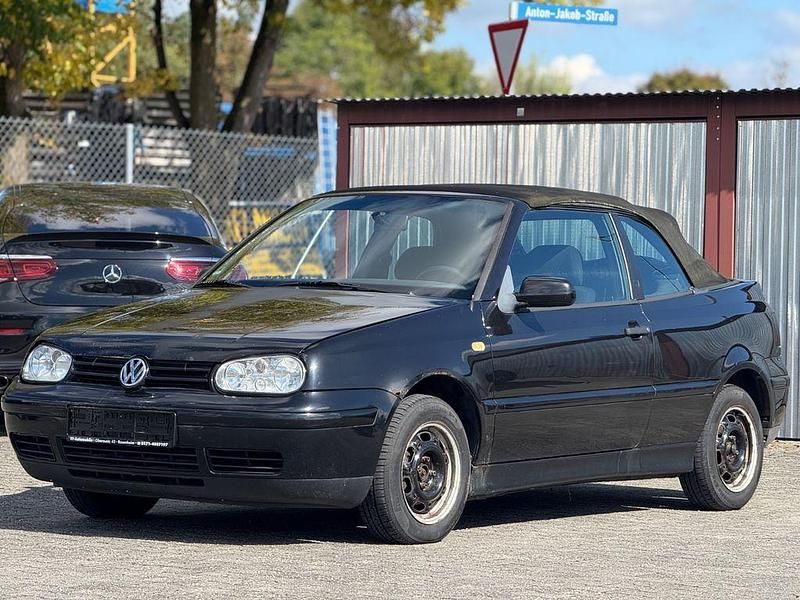 Schwarz Gebraucht 2000 VW Golf Cabriolet Cabrio | 799 € (Guter Preis) - Bild 1/4