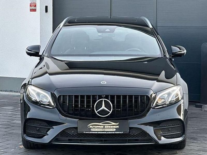 Gebraucht Mercedes E400 AMG line 340 PS (250 kW) 2018 Obsidianschwarz Kombi