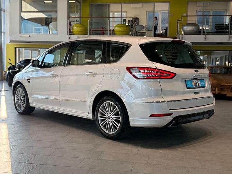 Gebraucht Ford S-MAX Vignale 239 PS (175 kW) 2018 Weiß Van / Kleinbus