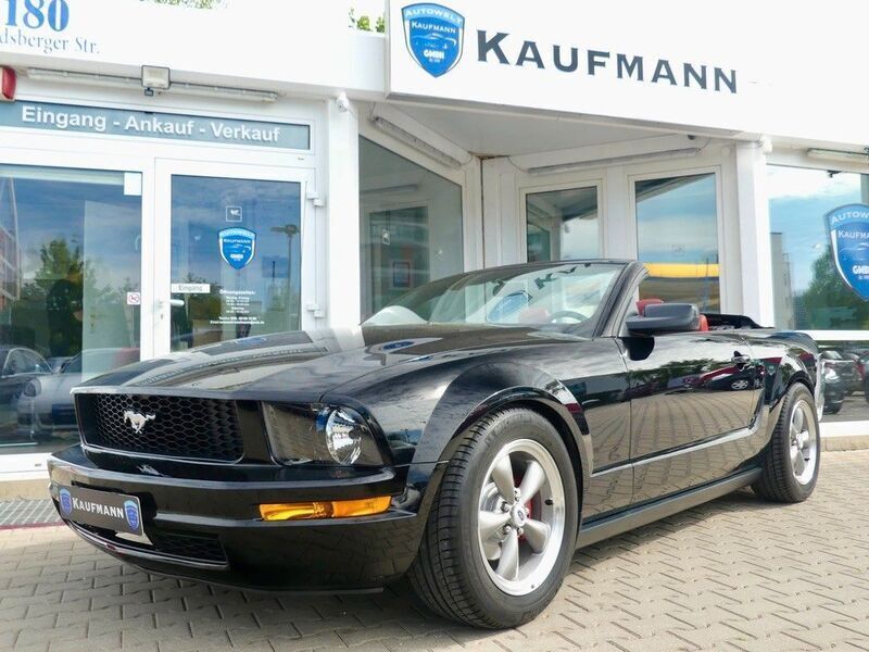 Schwarz Gebraucht 2006 Ford Mustang Cabrio | 15.790 € (Etwas zu teuer) - Bild 1/4