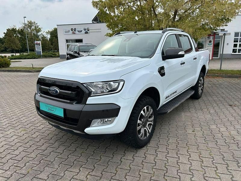 Weiß Gebraucht 2017 Ford Ranger Wildtrack Abholung | 27.990 € (Guter Preis) - Bild 1/4