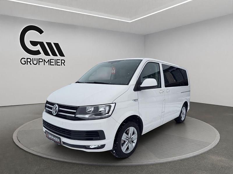 Weiß Gebraucht 2016 VW Multivan Comfortline Van | 29.650 € (Fairer Preis) - Bild 1/4
