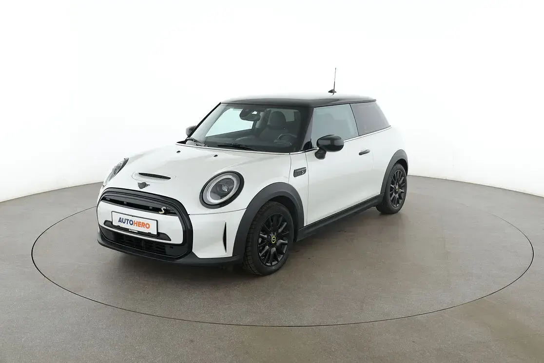 Gebraucht Mini Cooper SE Classic 135 kW (184 PS) 2023 Kleinwagen