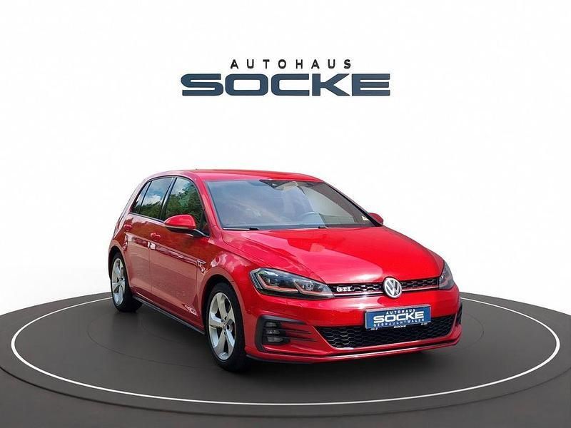 Tornadorot Gebraucht 2017 VW Golf VII GTI Limousine | 18.485 € (Etwas zu teuer) - Bild 1/4