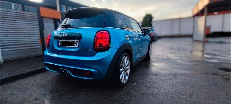 Używany Mini Cooper S 192 KM (141 kW) 2016 Niebieski Hatchback
