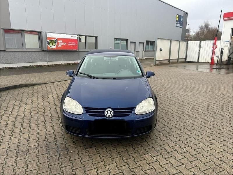 Gebraucht VW Golf IV 75 PS (55 kW) 2005 Blau Limousine