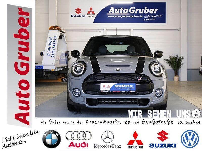 Moonwalk grey (metallic) Gebraucht 2020 Mini Cooper S Kleinwagen | 23.390 € (Teuer) - Bild 1/4