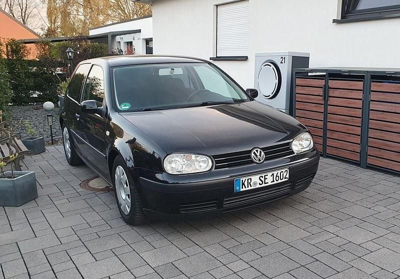 Gebraucht VW Golf III 75 PS (55 kW) 1999 Schwarz Limousine