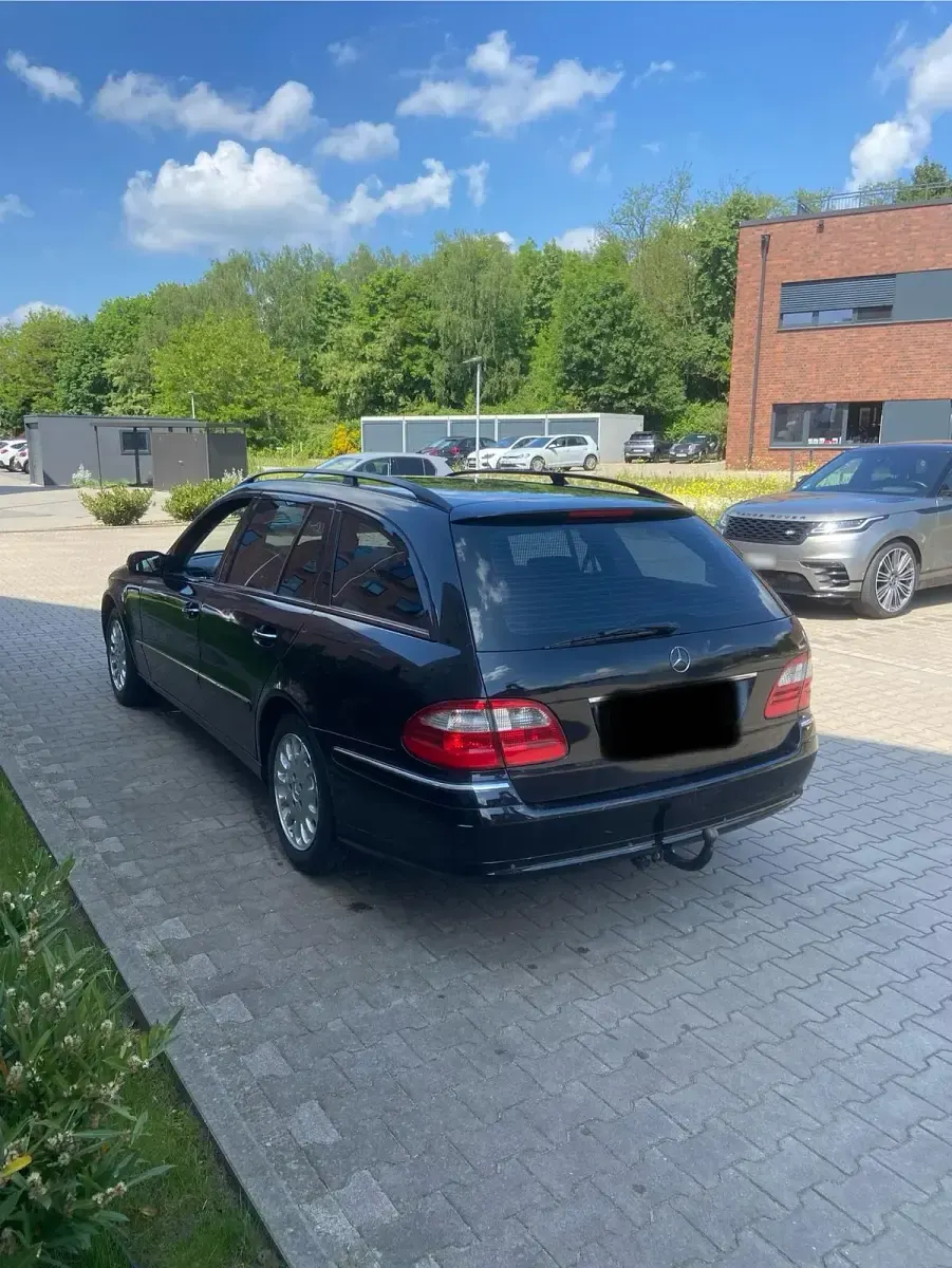 Gebraucht Mercedes E320 204 PS (150 kW) 2004 Schwarz Kombi