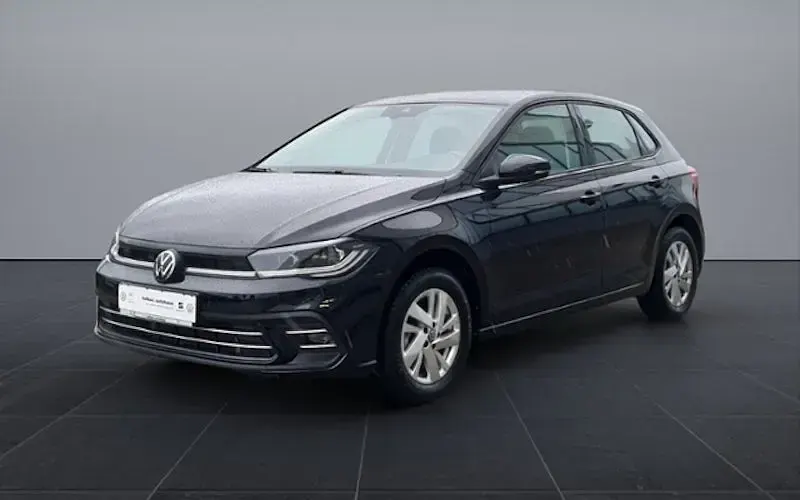 Gebraucht VW Polo Style 116 PS (85 kW) 2025 Schwarz Kleinwagen