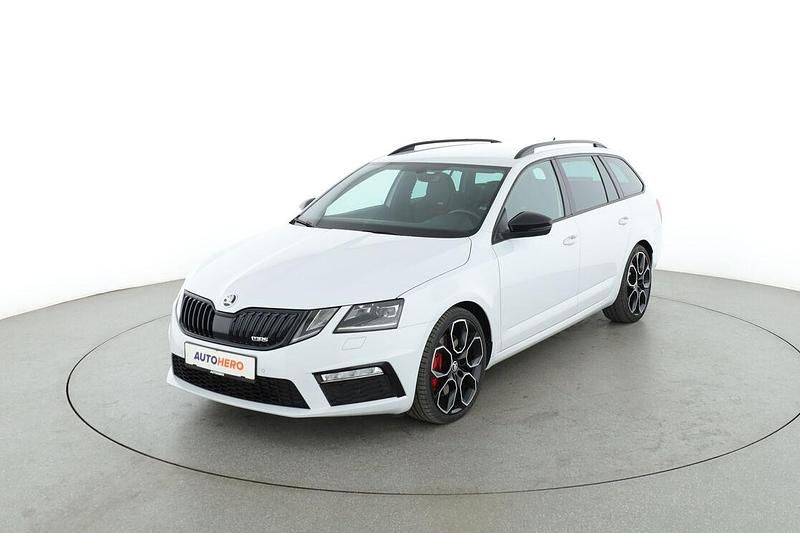 Weiß Gebraucht 2018 Skoda Octavia RS Kombi | 22.020 € (Fairer Preis) - Bild 1/3