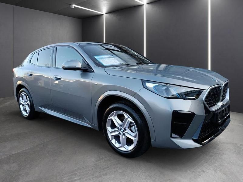 Gebraucht BMW X2 M Sport 163 PS (119 kW) 2025 Grau SUV
