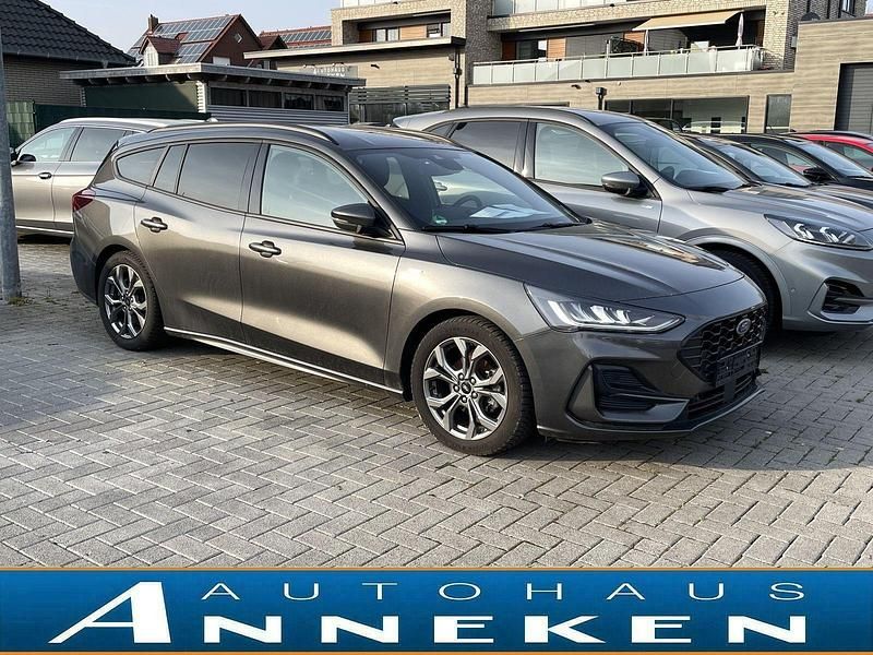 Gebraucht Ford Focus ST-Line 125 PS (91 kW) 2024 Grau Kombi