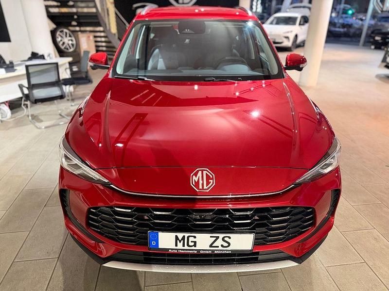 Neu MG ZS 197 PS (144 kW) 2026 Rot SUV