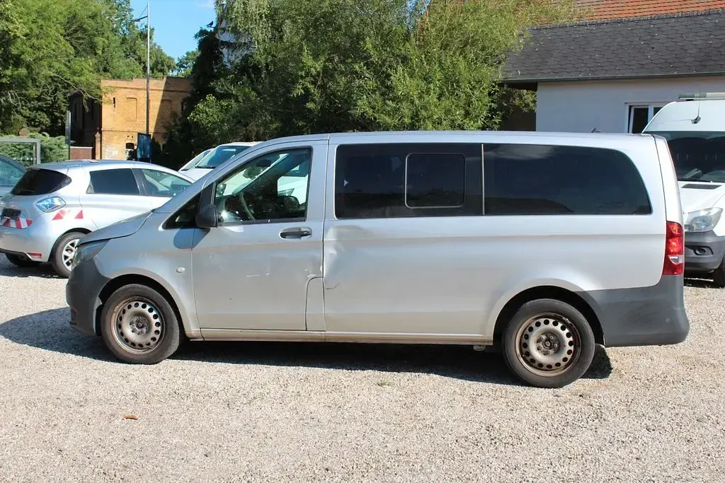 Gebraucht Mercedes Vito 163 PS (119 kW) 2016 Silber Van