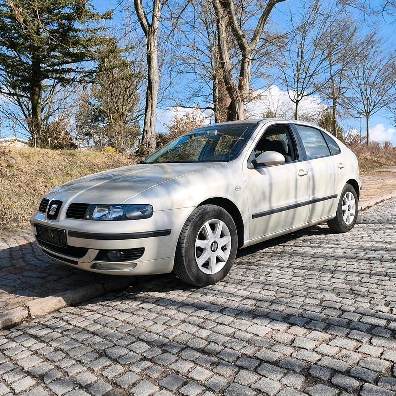 Gebraucht Seat Leon 105 PS (77 kW) 2003 Gold Kleinwagen