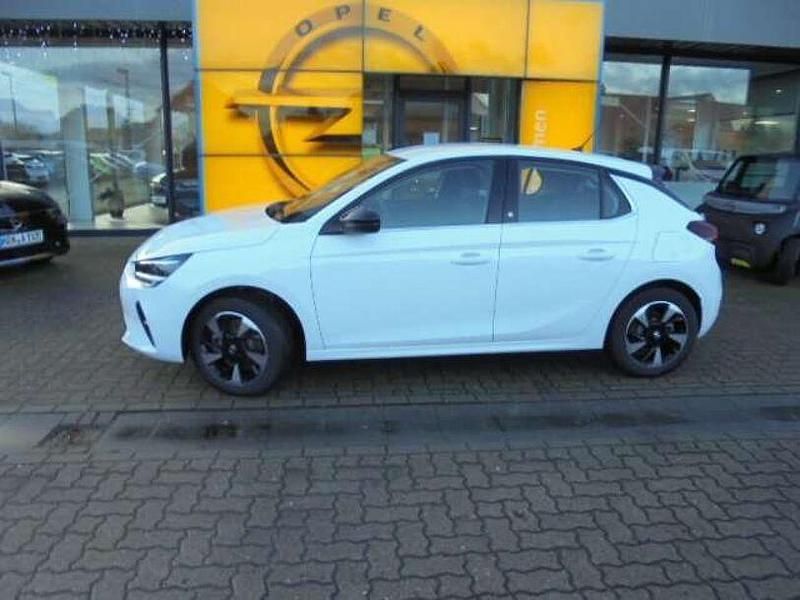 Gebraucht Opel Corsa-e Elegance 100 kW (136 PS) 2023 Arktis weiß Kleinwagen