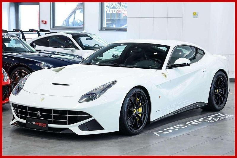 Grau Gebraucht 2016 Ferrari F12 | 275.000 € (Guter Preis) - Bild 1/4