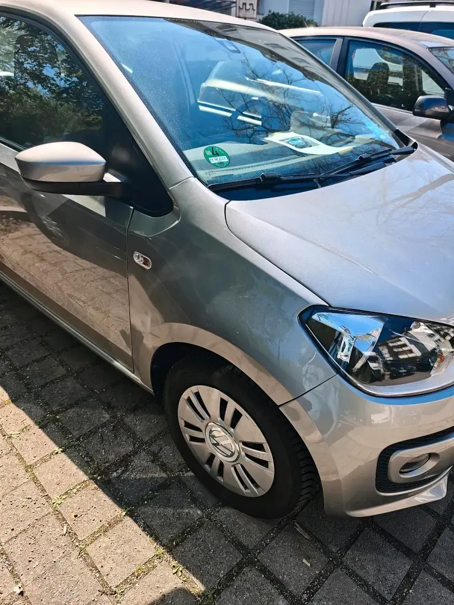 Gebraucht VW up! 75 PS (55 kW) 2016 Silber Kleinwagen