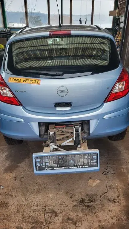 Usado Opel Corsa 80 HP (58 kW) 2007 Cinzento Citadino