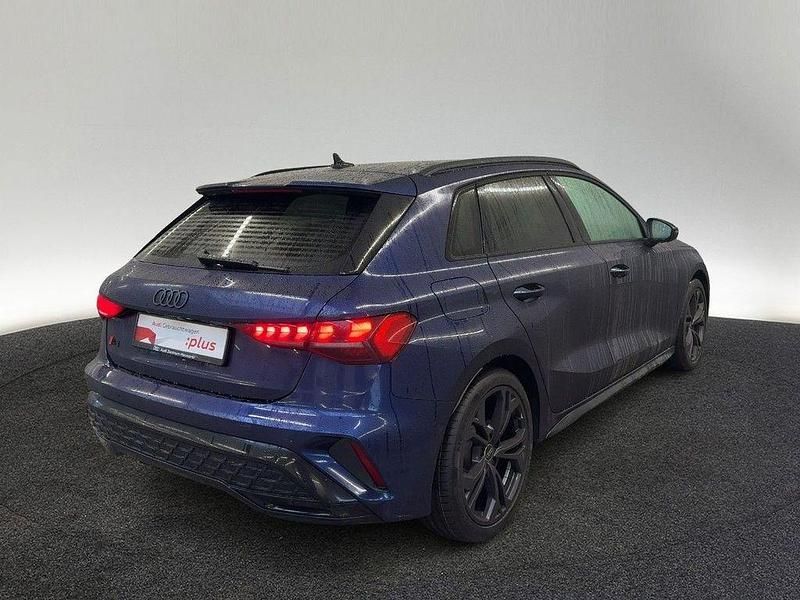 Gebraucht Audi A3 S-Line 150 PS (110 kW) 2024 Navarrablau metallic Limousine