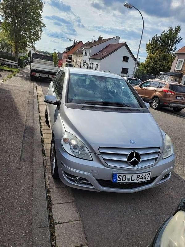 Gebraucht 2008 Mercedes B170 Van / Kleinbus | 3.200 € (Teuer) - Bild 1/4