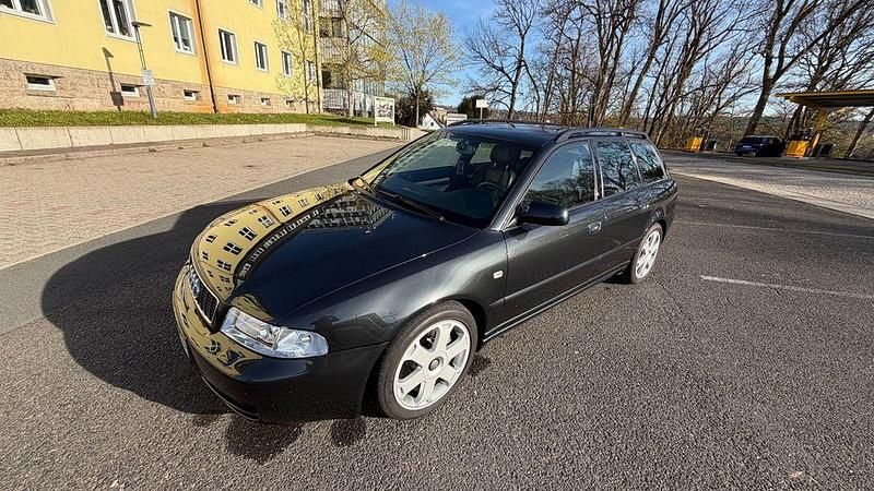 Gebraucht Audi S4 Sport 265 PS (194 kW) 1999 Grau Kombi