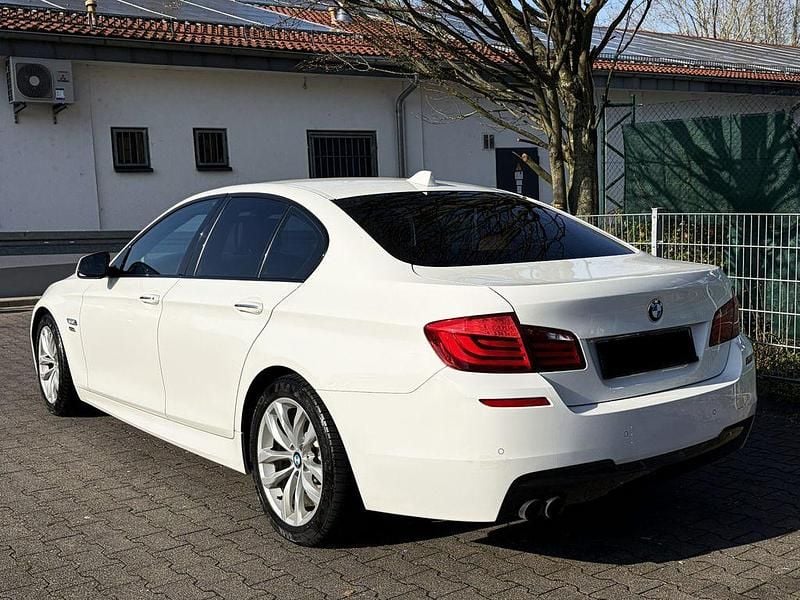 Gebraucht BMW 520 M Sport 184 PS (135 kW) 2012 Weiß Limousine
