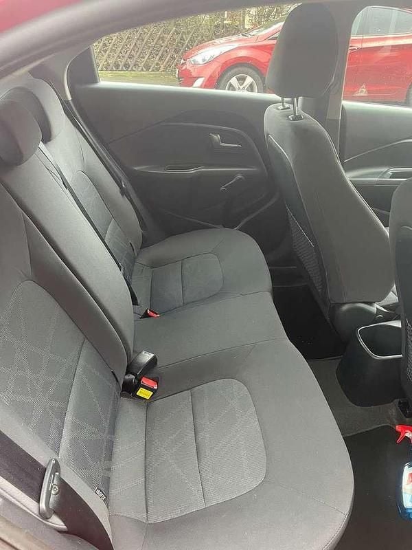 Gebraucht Kia Rio Edition 7 86 PS (63 kW) 2011 Limousine