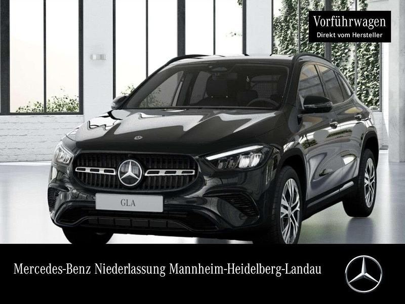 Nachtschwarz Gebraucht 2025 Mercedes GLA180 Progressive SUV | 39.990 € (Fairer Preis) - Bild 1/4