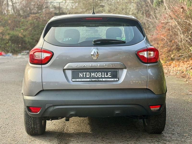 Gebraucht Renault Captur Dynamique 90 PS (66 kW) 2015 Grau cassiopee SUV