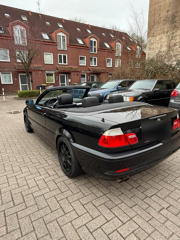 Gebraucht BMW 320 Cabriolet 170 PS (125 kW) 2005 Schwarz Cabrio