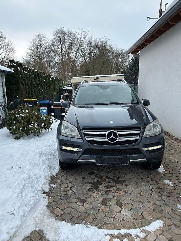 Gebraucht Mercedes GL350 265 PS (194 kW) 2010 Grau SUV