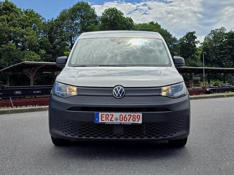 Gebraucht VW Caddy 102 PS (75 kW) 2021 Weiß Van / Kleinbus