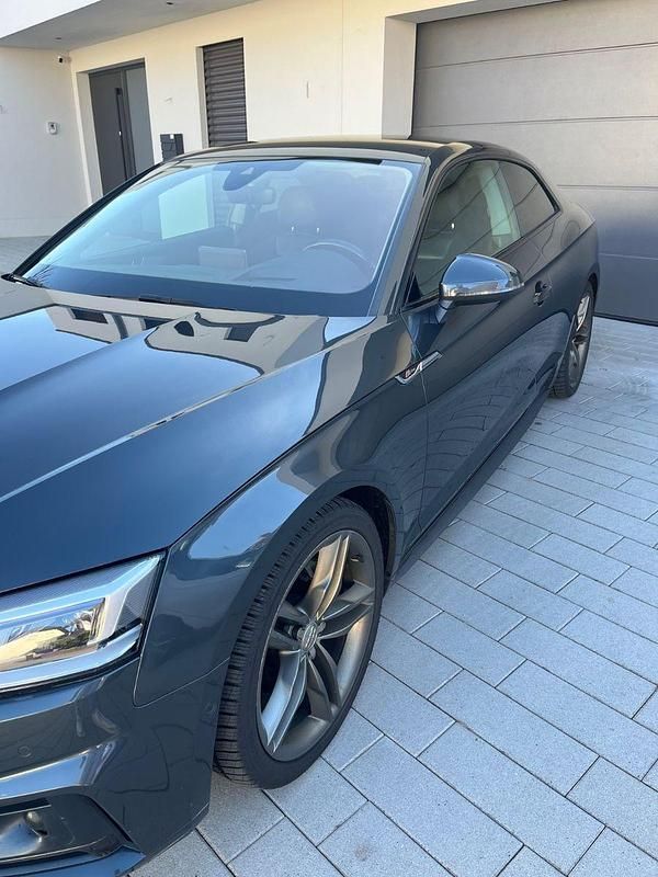 Second-hand Audi A5 Design 218 CP (160 kW) 2017 Gri Coupe