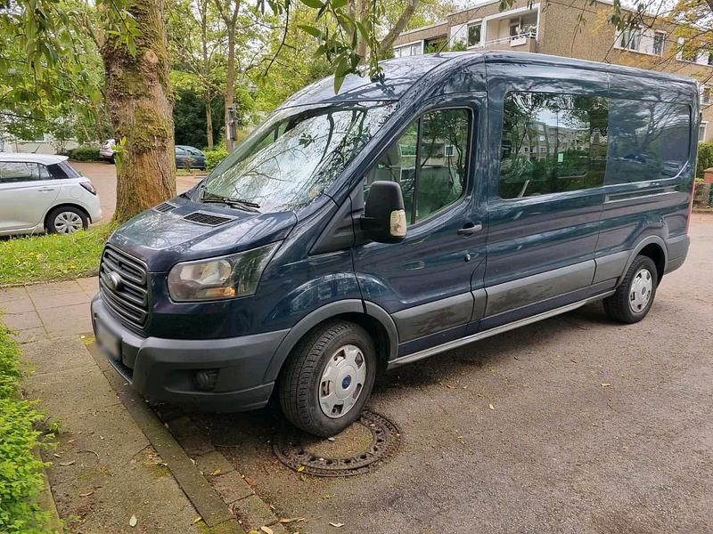 Second-hand Ford Transit 131 CP (96 kW) 2018 Albastru Break