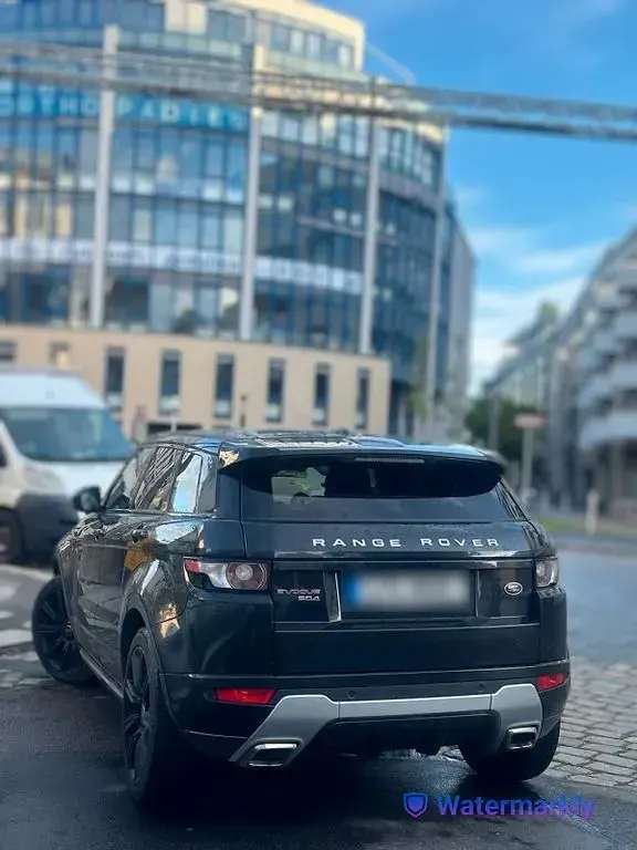 Gebraucht Land Rover Range Rover evoque Dynamic 190 PS (139 kW) 2015 Schwarz SUV