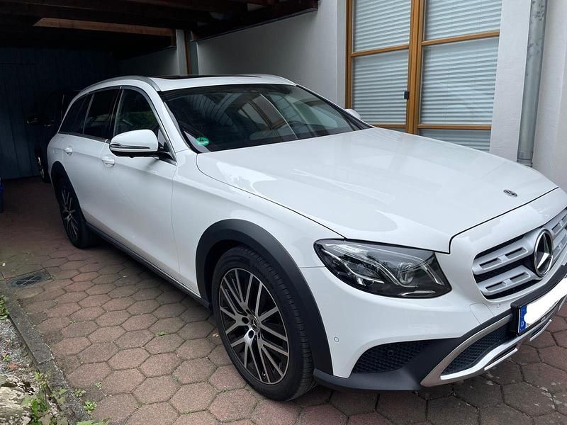 Gebraucht Mercedes E400 Avantgarde 340 PS (250 kW) 2020 Weiß Kombi